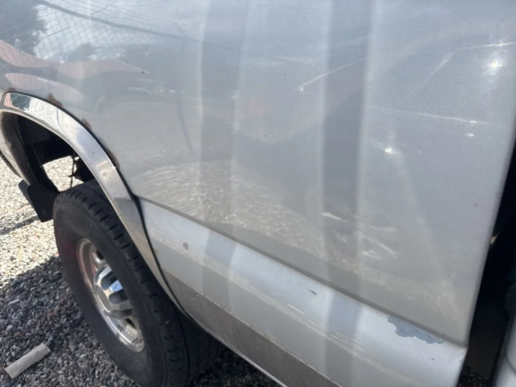 Used 2005 Special Paint GMC SLT image 16