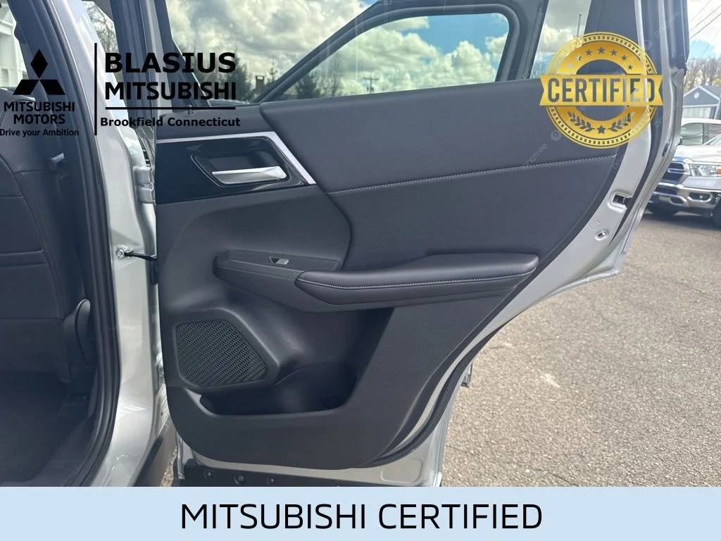 Certified Used 2024 Silver Mitsubishi SE image 37