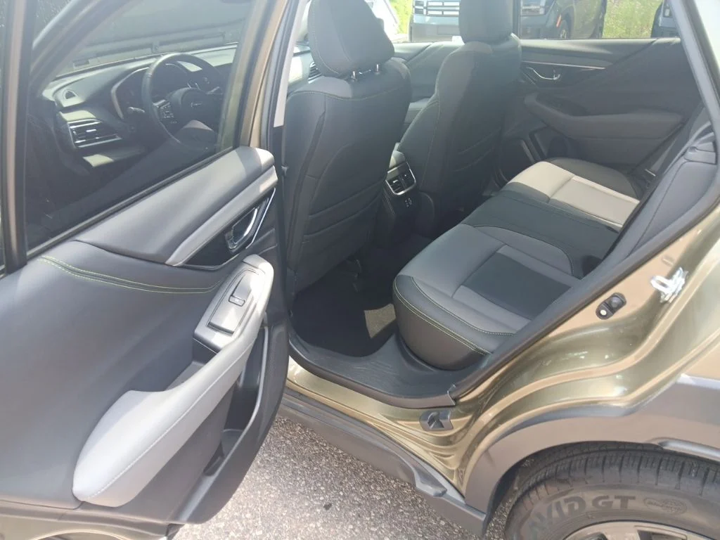 Used 2024 Autumn Green Metallic Subaru Onyx Edition image 30