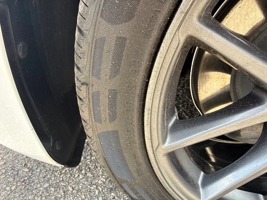 Used 2023  Tesla  image 31