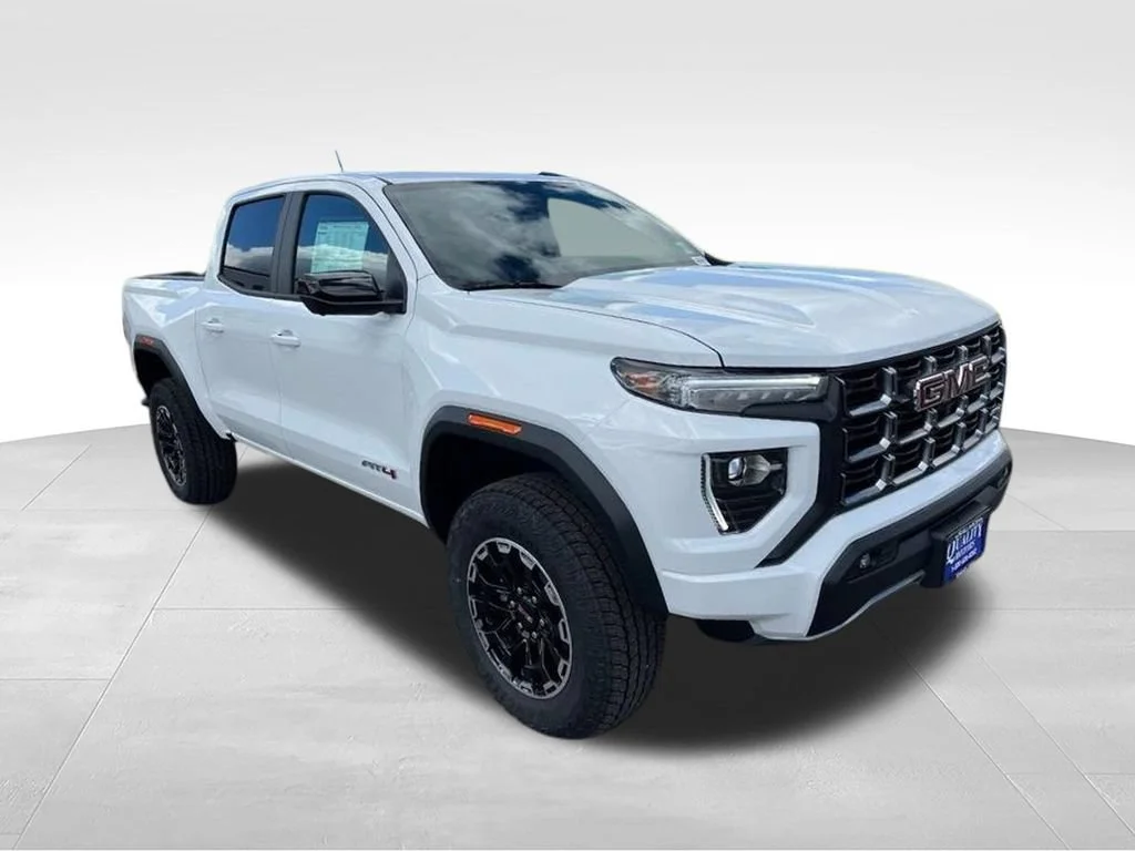 New 2026 Summit White GMC AT4 image 3