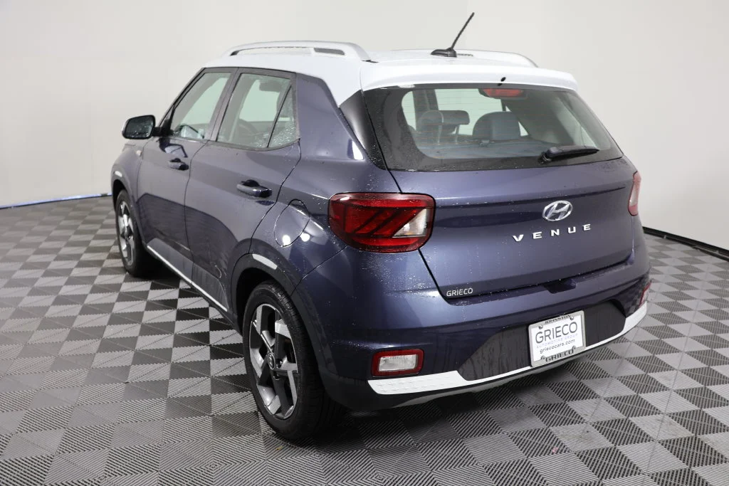Used 2024 White Hyundai Limited image 6