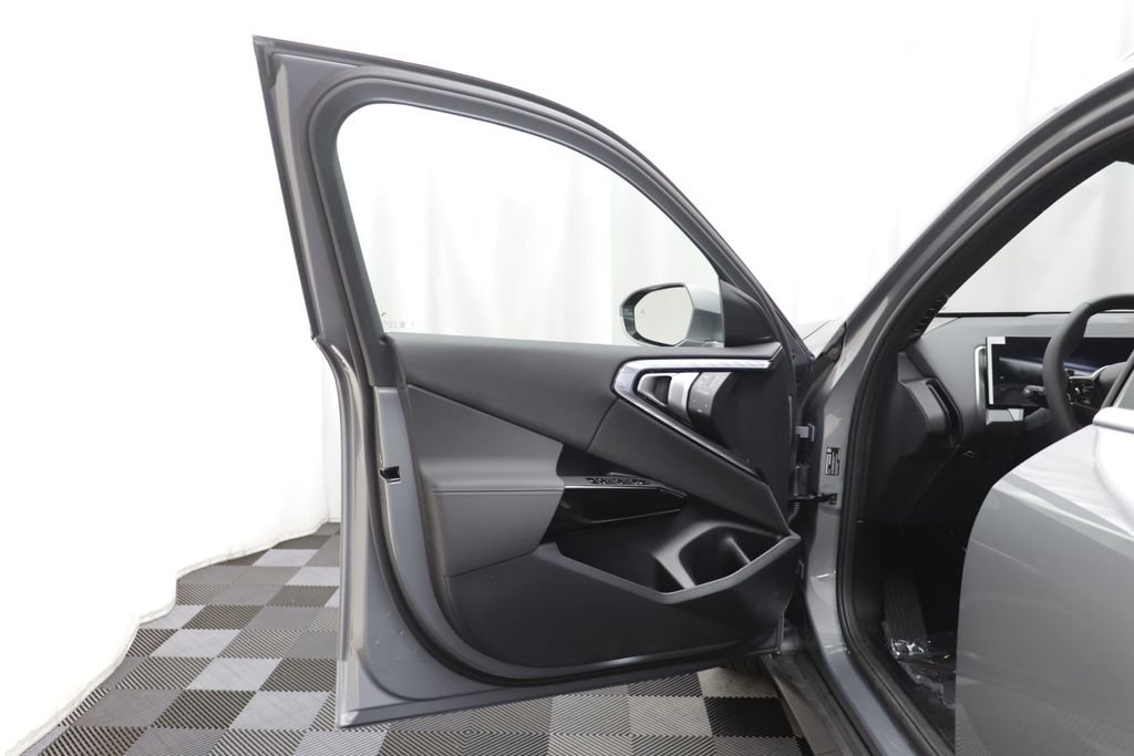 New 2026 Skyscraper Grey Metallic BMW 30 xDrive image 5