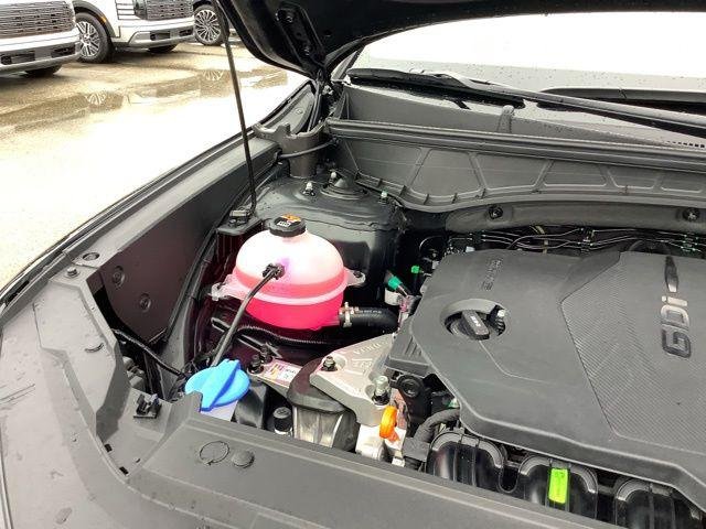 New 2027 Phantom Black Hyundai SE image 18