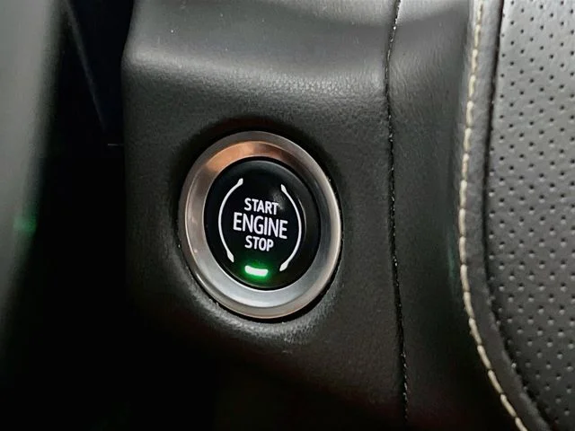 Used 2023 Silver GMC SLT image 16