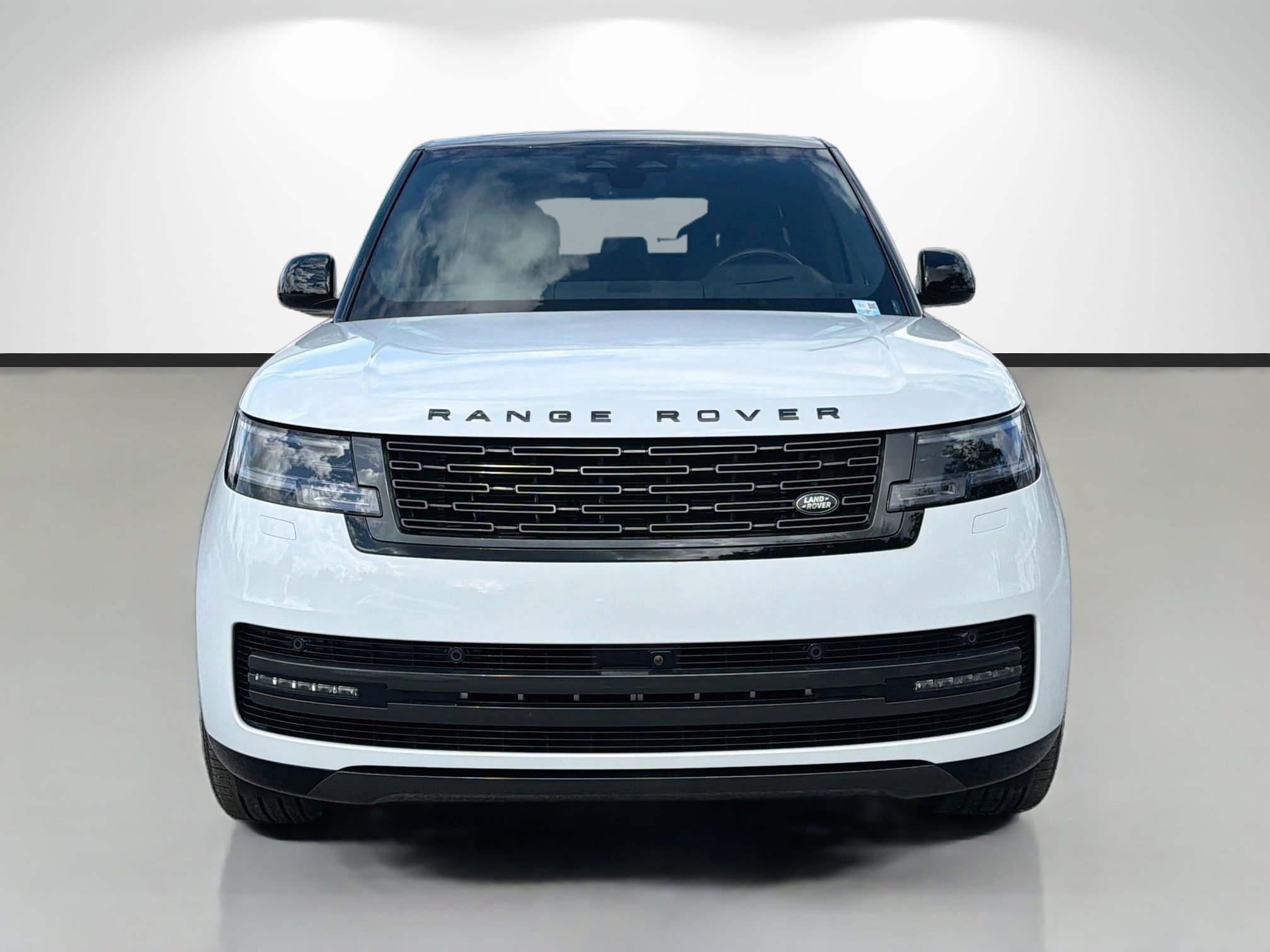 New 2026 Fuji White Land Rover SE image 8