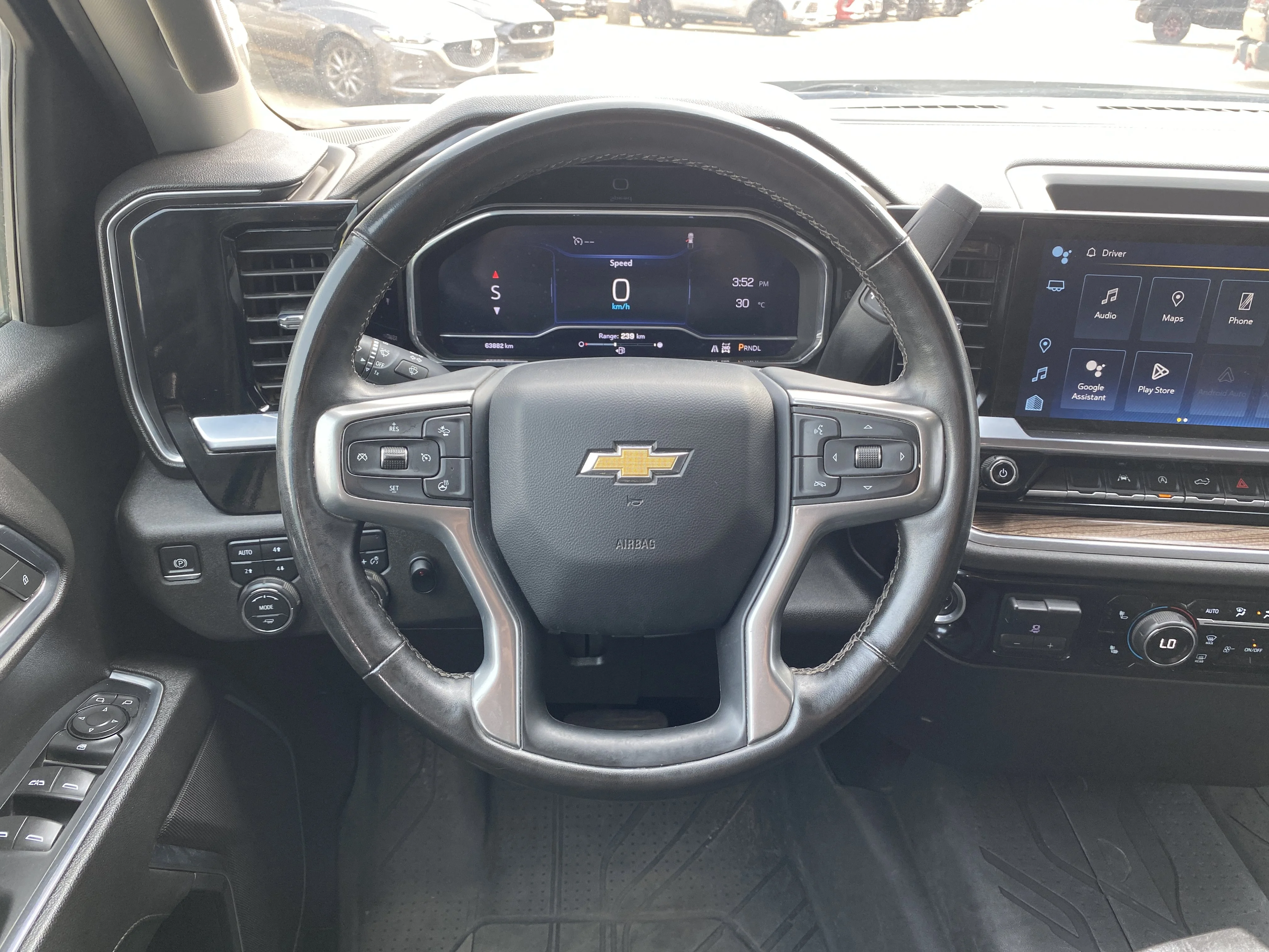 Used 2023 White Chevrolet LT Crew Cab  * Z71 OFF ROAD * HEATED SEATS * image 11