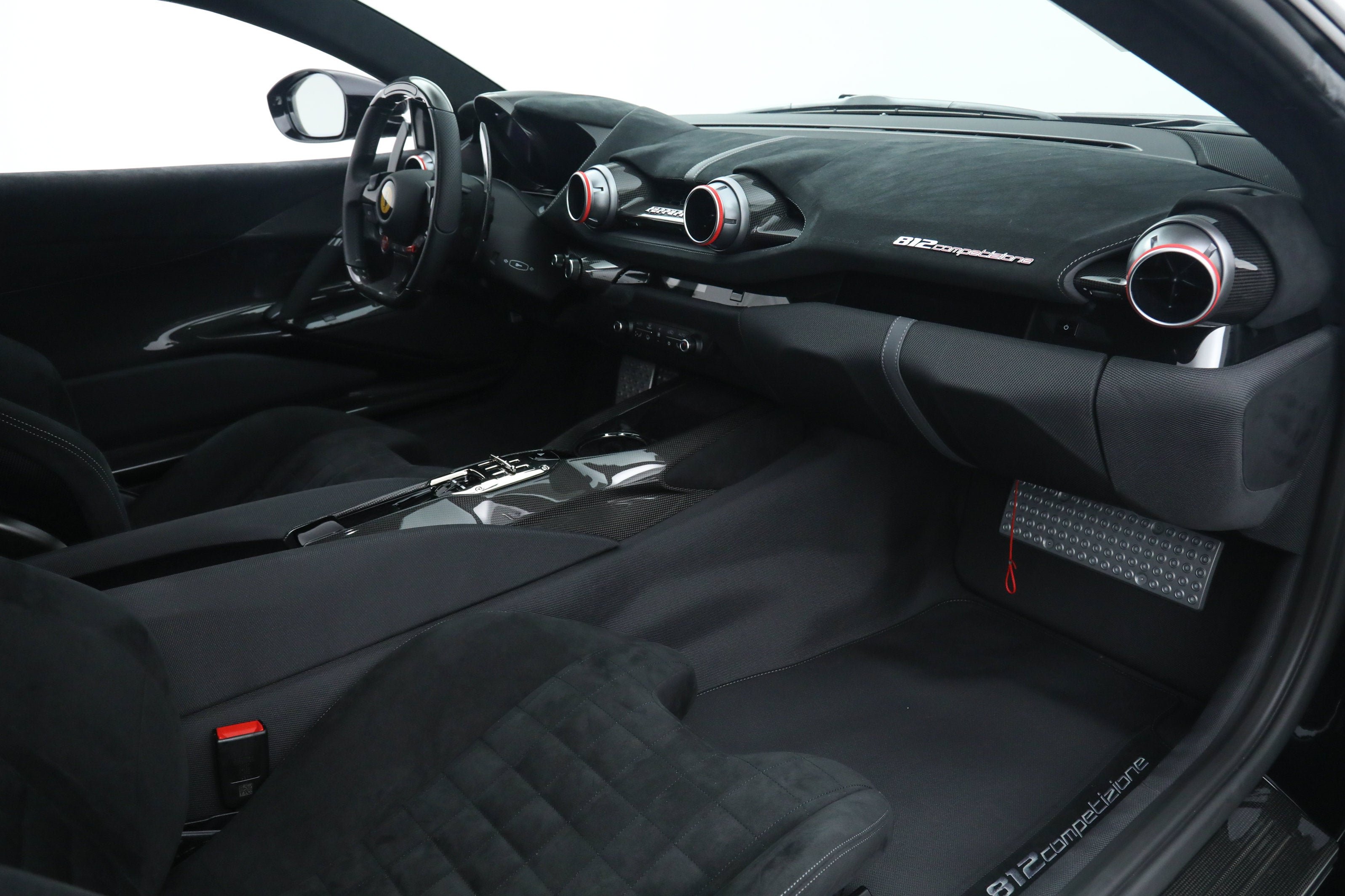 Used 2022 Nero Ferrari  image 23