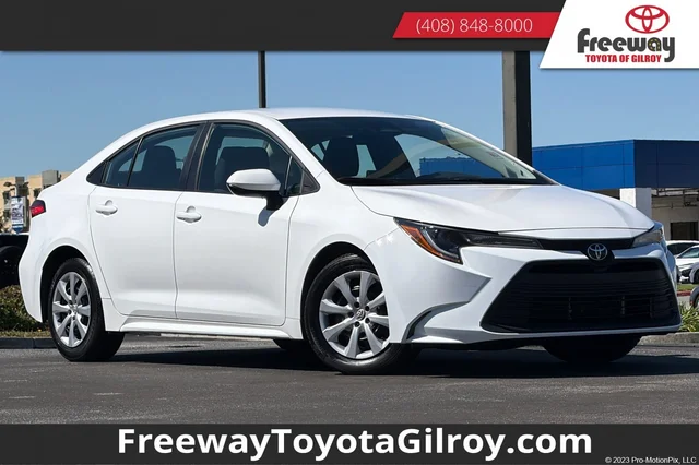 2025 Toyota Corolla LE