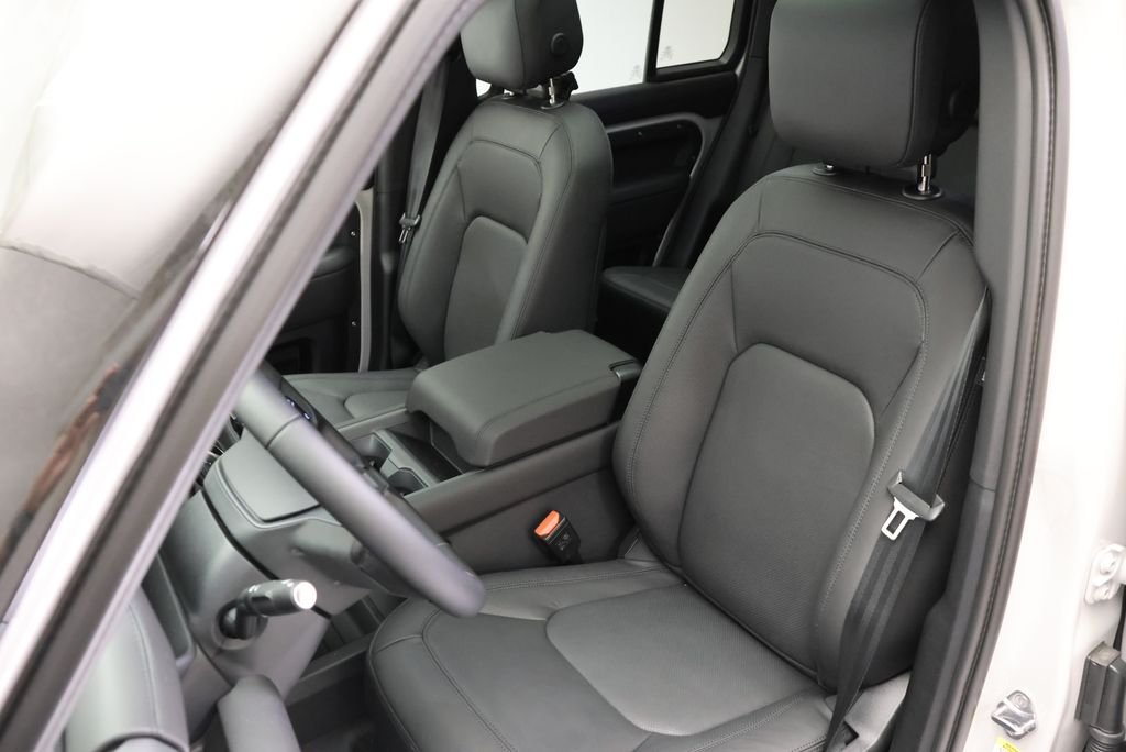 New 2026 Borasco Grey Land Rover S image 31