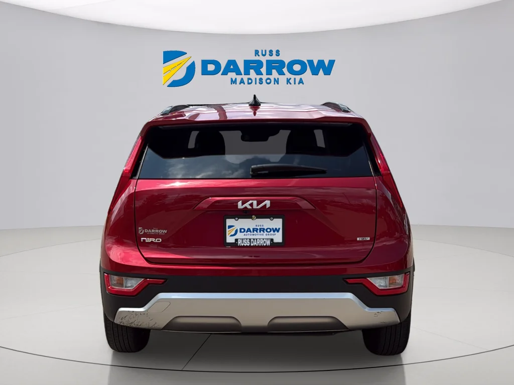 Used 2025 Runway Red Kia LX image 4
