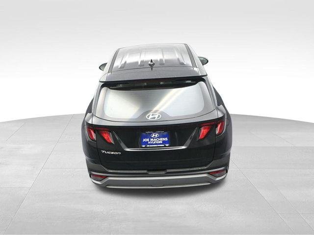 New 2026 Black Hyundai SE FWD image 26