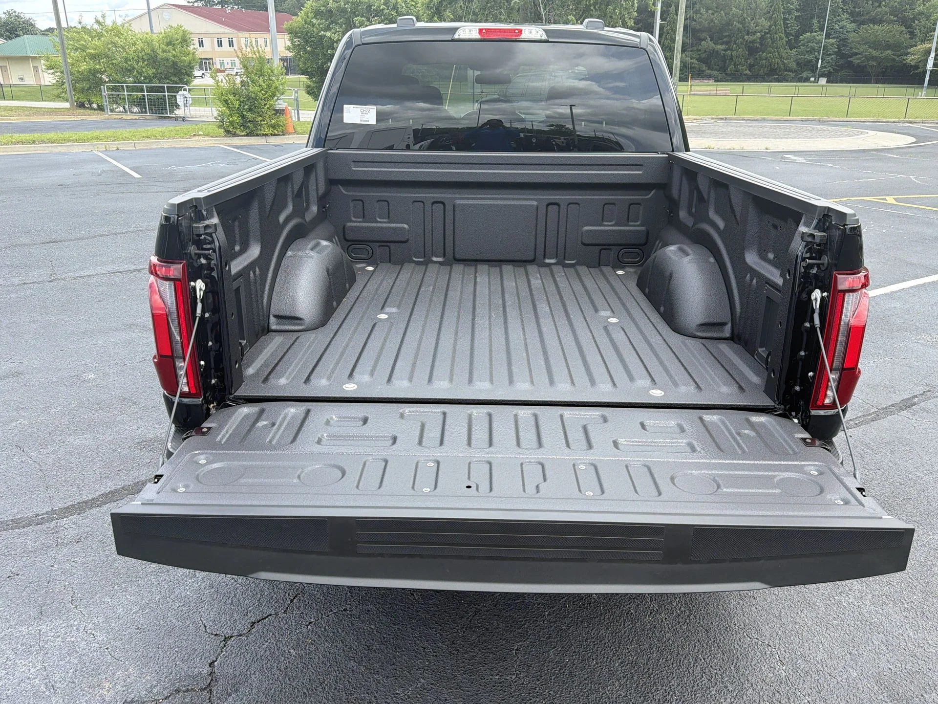 New 2026 Agate Black Metallic Ford Lariat® image 34