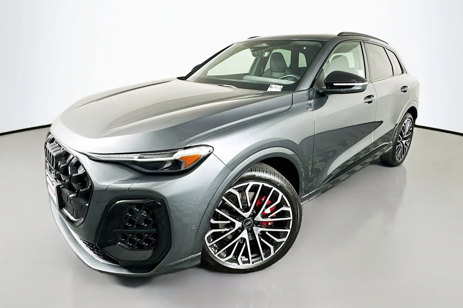 Used 2025 Daytona Gray Pearl Effect Audi Premium Plus image 1