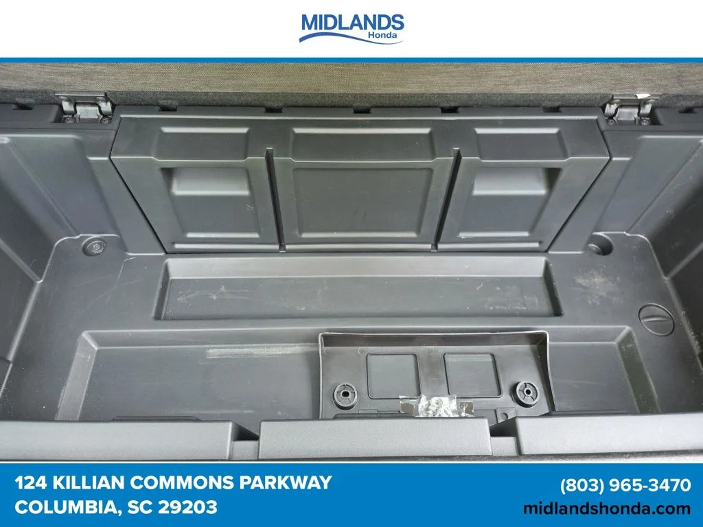 Used 2024 Brilliant Silver Metallic Nissan SV image 32