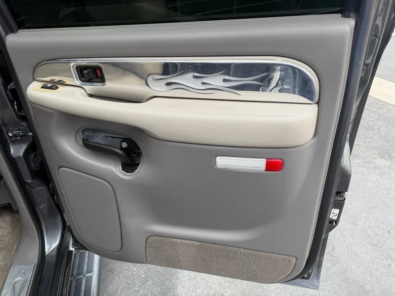 Used 2002 Medium Charcoal Gray Metalli Chevrolet LS image 20