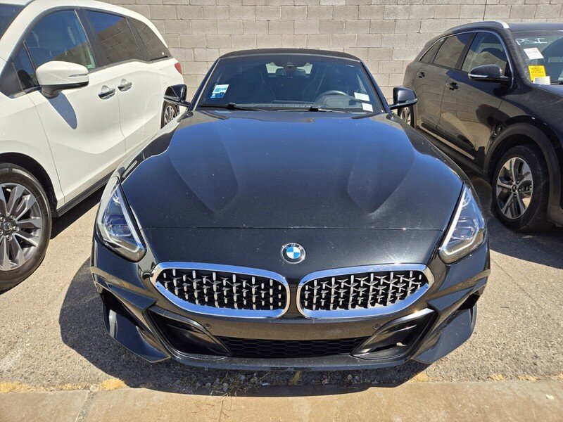 Used 2019 Black Sapphire Metallic BMW SDRIVE30I ROADSTER image 3
