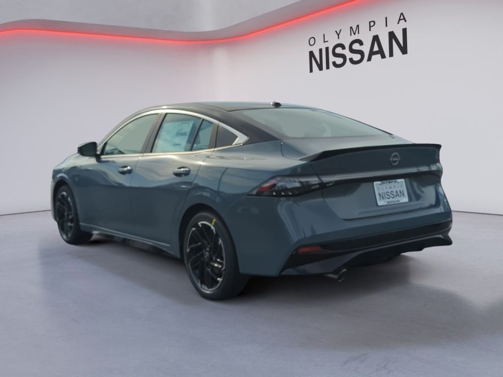 New 2026 Atlantic Gray Metallic / Super Black Two-tone Nissan SR image 4