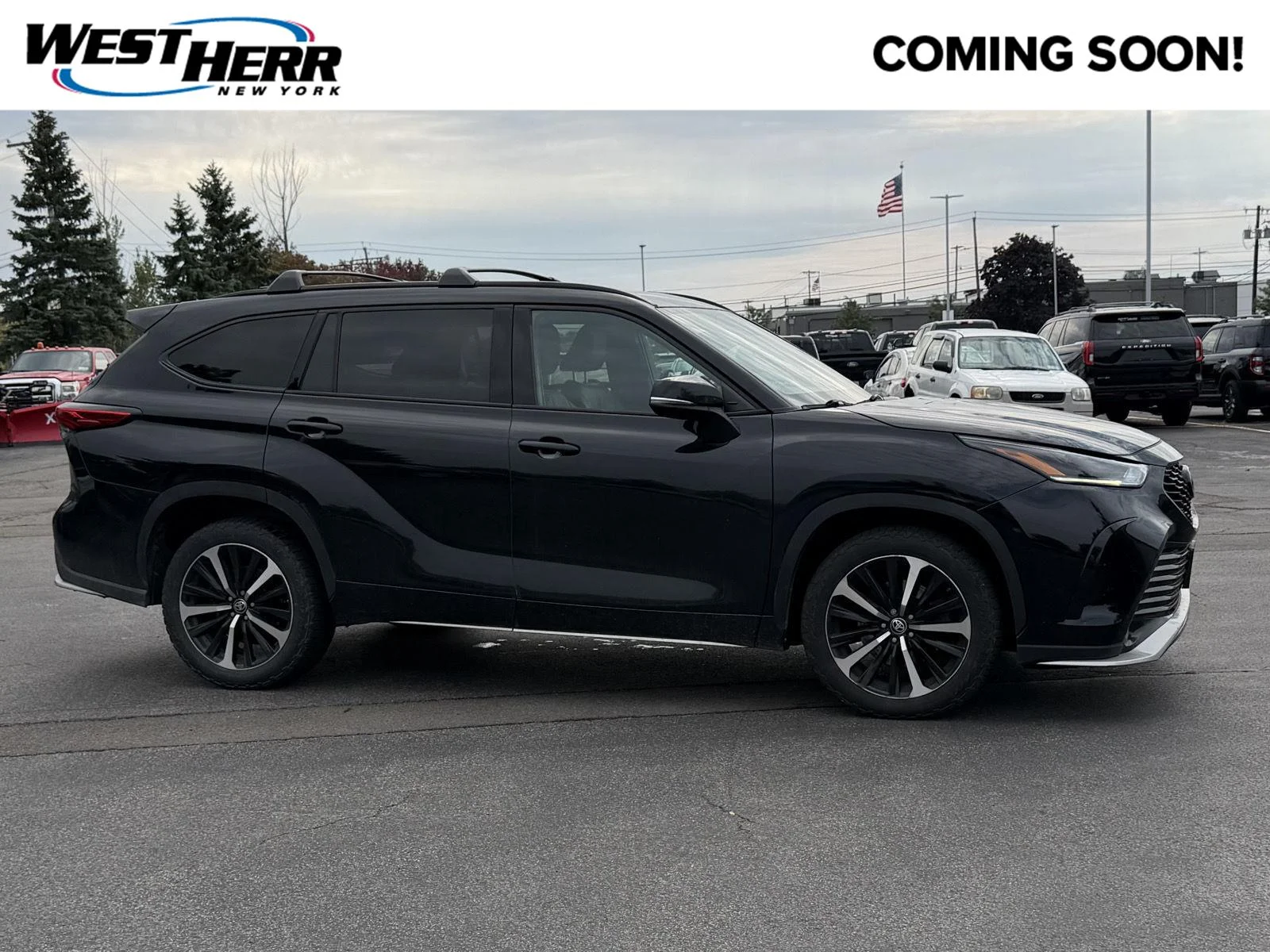 Used 2021 Midnight Black Metallic Toyota XSE image 1