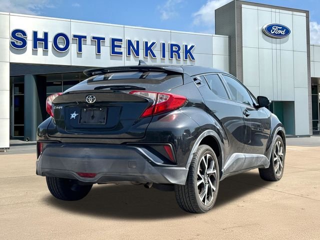 Used 2018 Black Toyota XLE Premium image 8