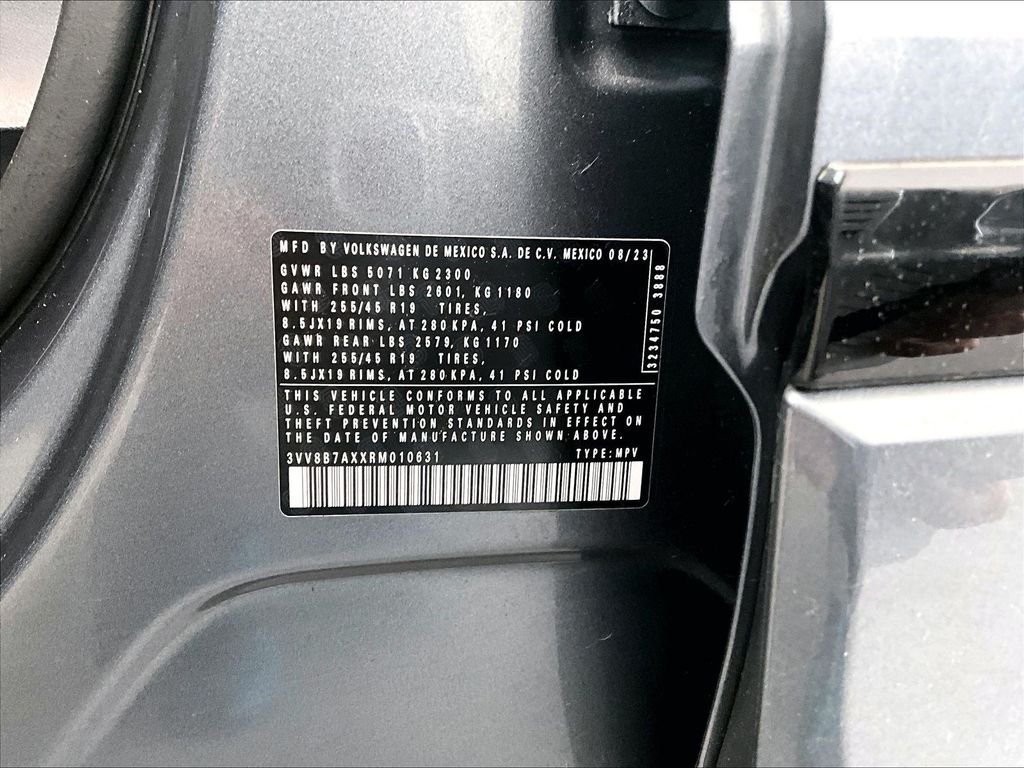 Used 2024 Gray Volkswagen 2.0T SE R-Line Black image 33