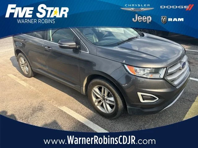 Used 2017 Gray Ford SEL image 1