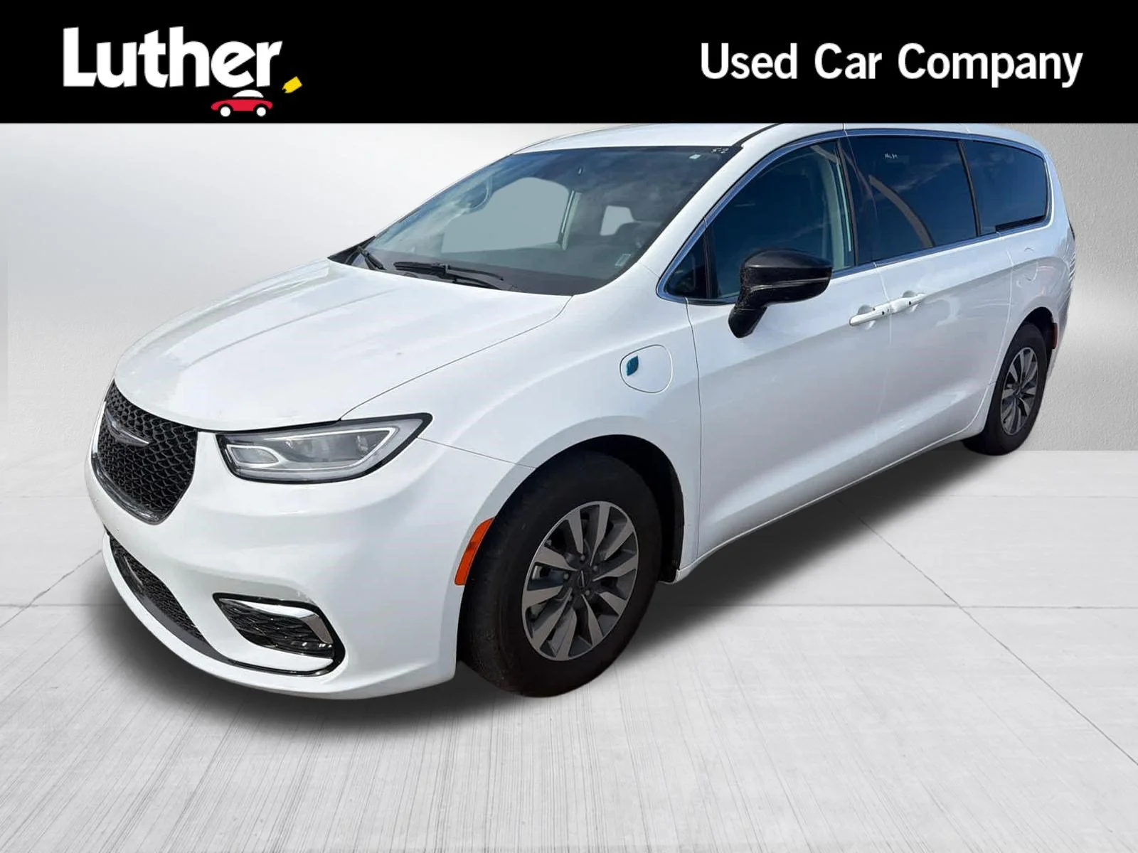 2024 Chrysler Pacifica PHEV