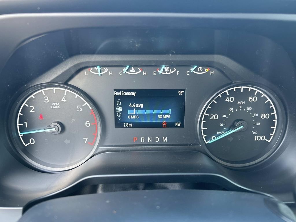 New 2027 Oxford White Ford F-250® XL image 21