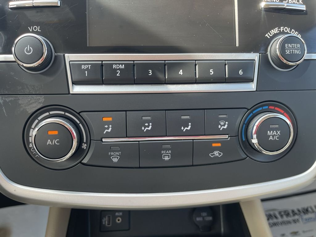 Used 2017 Black Nissan 2.5 S image 22