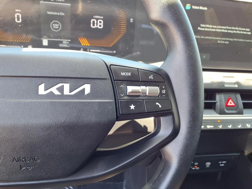 Certified Used 2025 Gray Kia LXS image 17