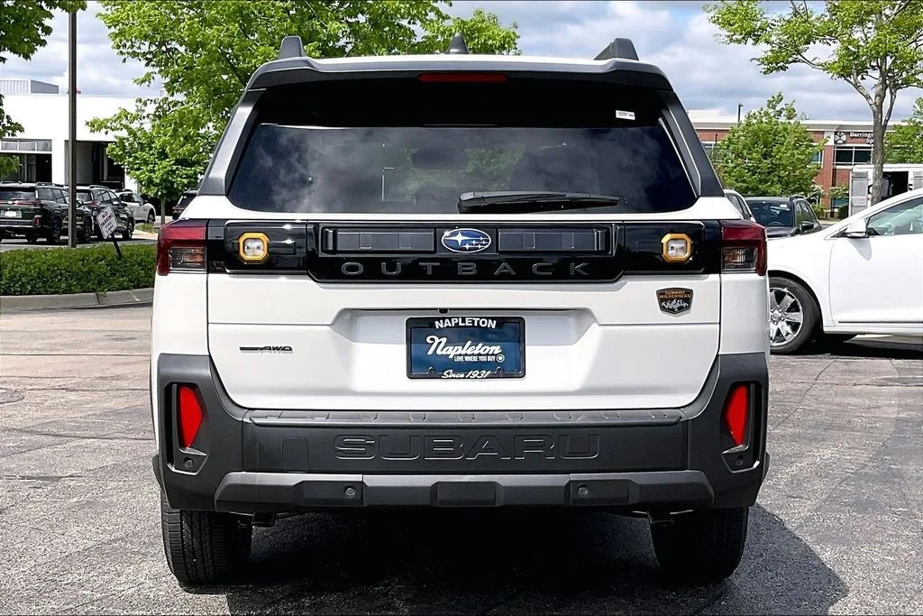 New 2026 CRYSTAL WHITE PEARL Subaru Wilderness image 5