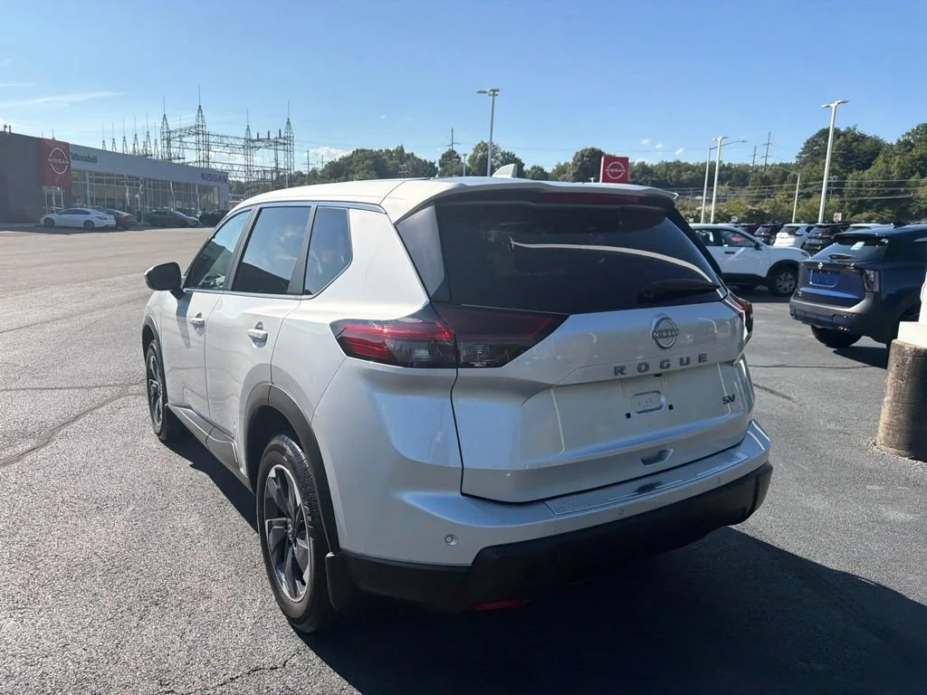 Used 2024 Silver Nissan SV image 6