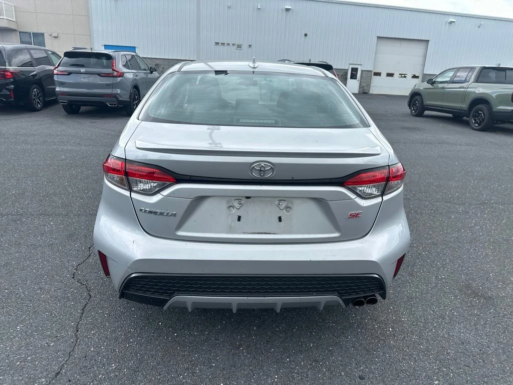 Used 2020 Classic Silver Metallic Toyota SE image 6