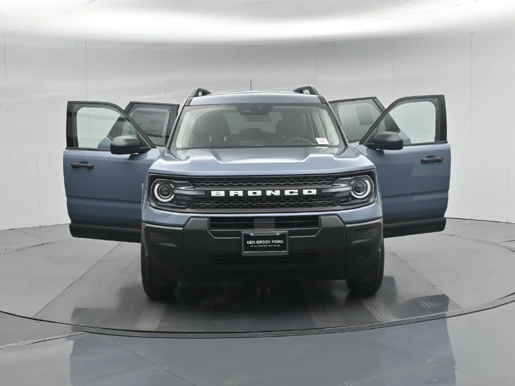 New 2026 Azure Gray Metallic Tri-Coat Ford Big Bend image 31
