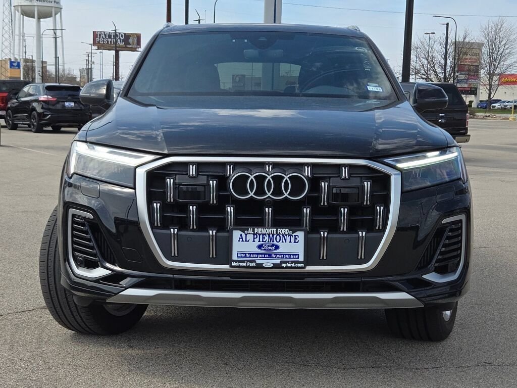 Used 2025 White Audi 55 Premium Plus image 4