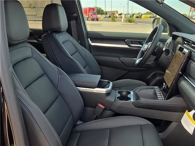 New 2027 Ebony Twilight Metallic GMC Elevation image 15