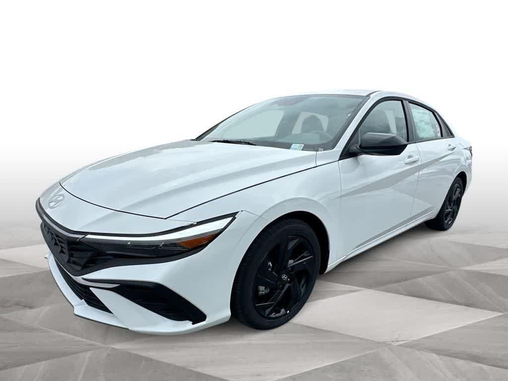 New 2026 Serenity White Hyundai SEL Sport image 4