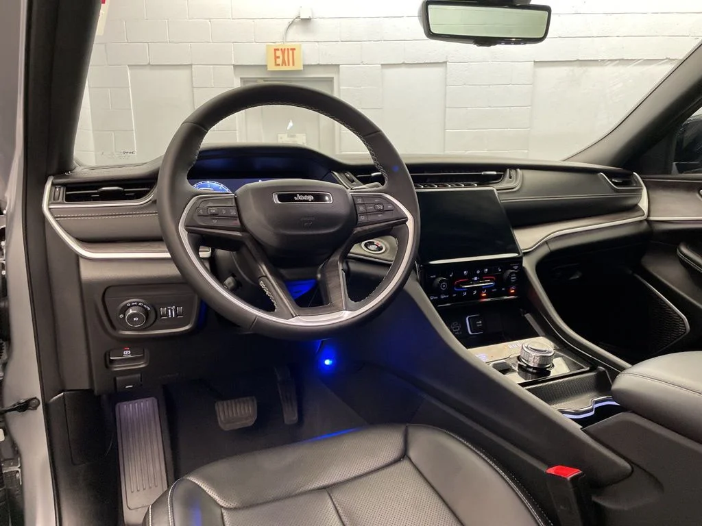 2025 Jeep Grand Cherokee L Limited - Photo 12
