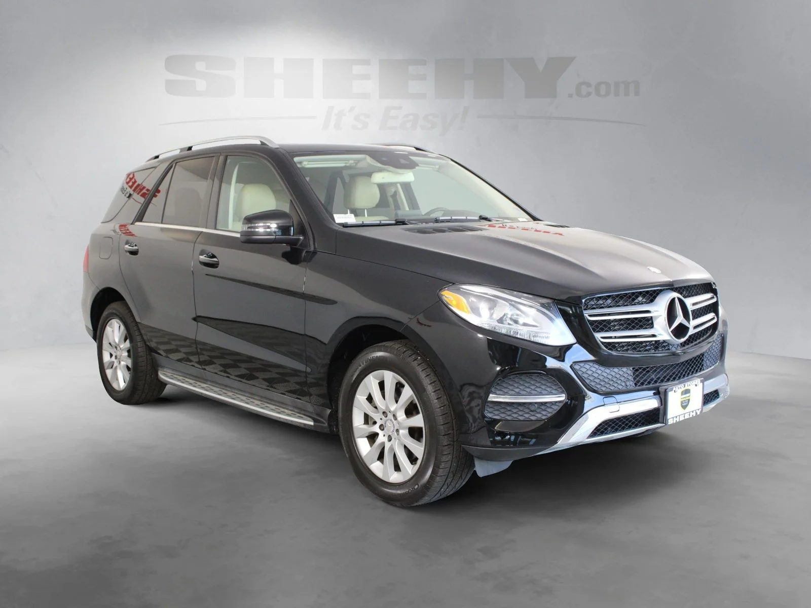 Used 2016 Black Mercedes-Benz GLE 300d image 2