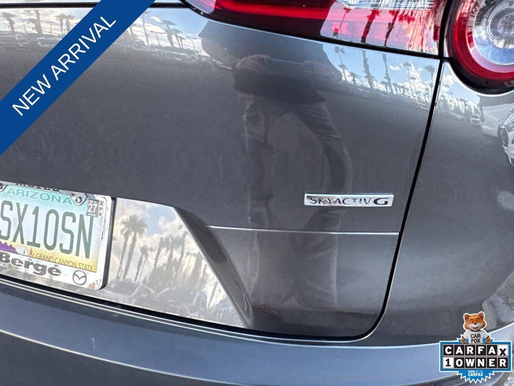Used 2021 Machine Gray Metallic Mazda Select image 19