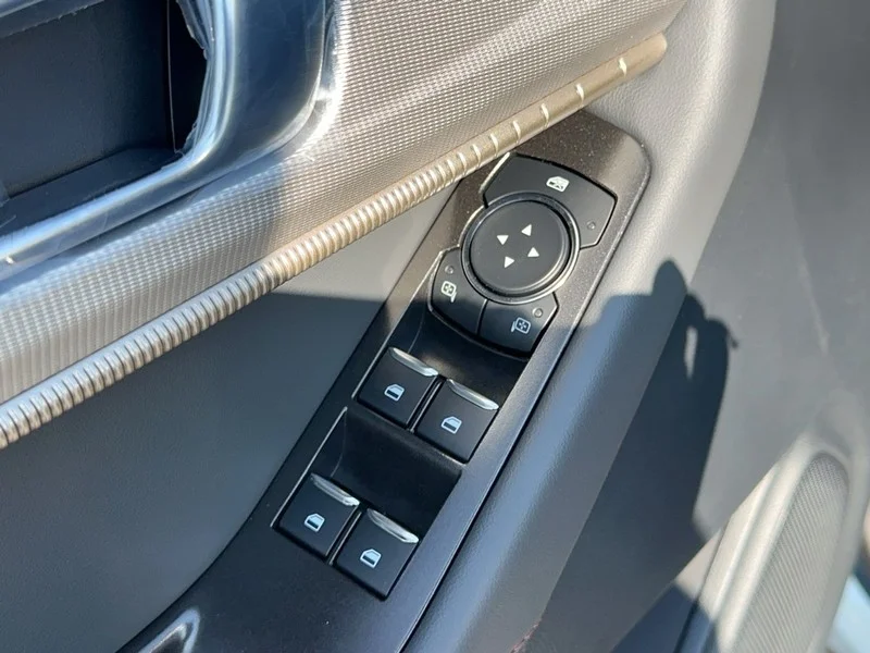 New 2026 Vapor Blue Metallic Ford Active w/100A Pkg 4WD image 10