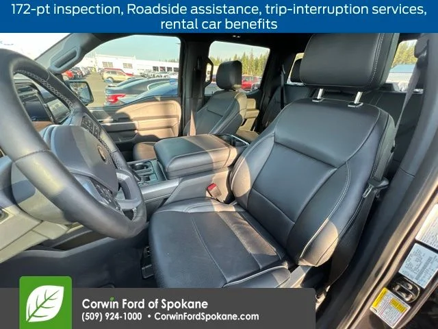 Used 2025  Ford Lariat image 4