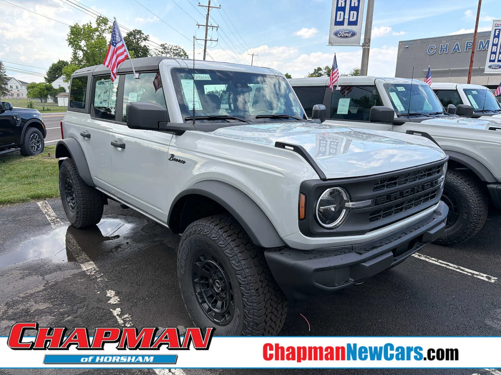 2026 Ford Bronco Custom Garage