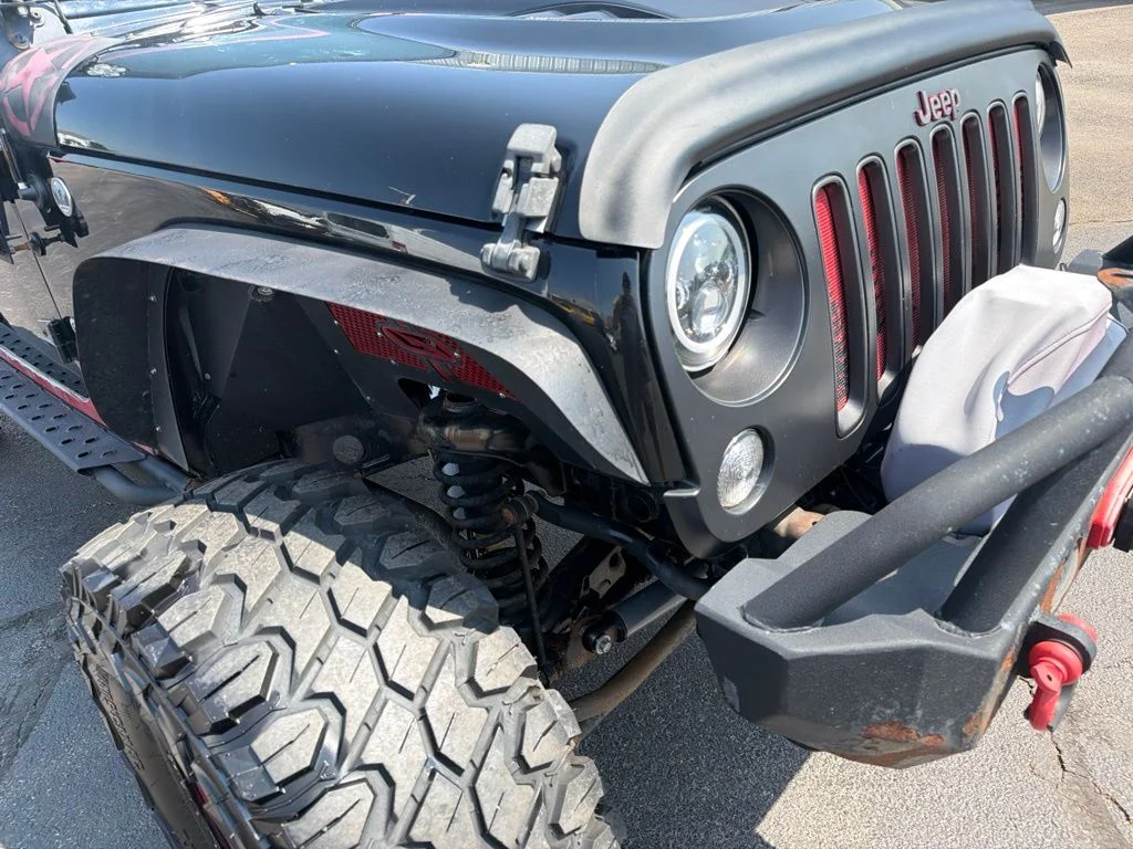 Certified Used 2018 Black Clearcoat Jeep Unlimited Rubicon image 15