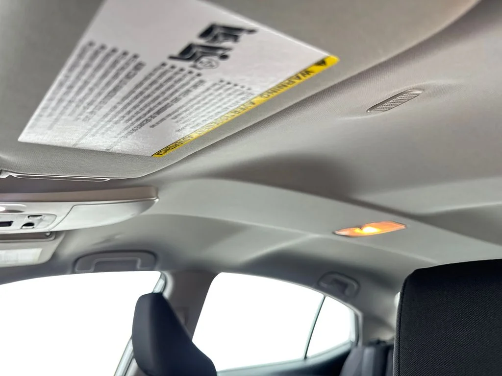 Used 2025 White Toyota LE image 72