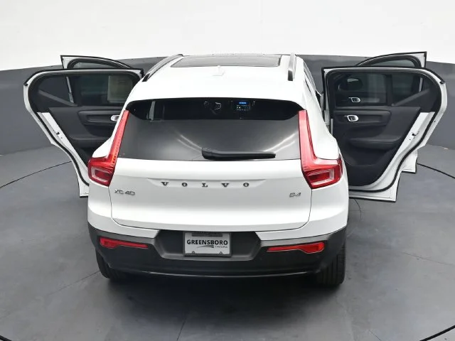 Used 2023 Crystal White Metallic Volvo Ultimate image 38