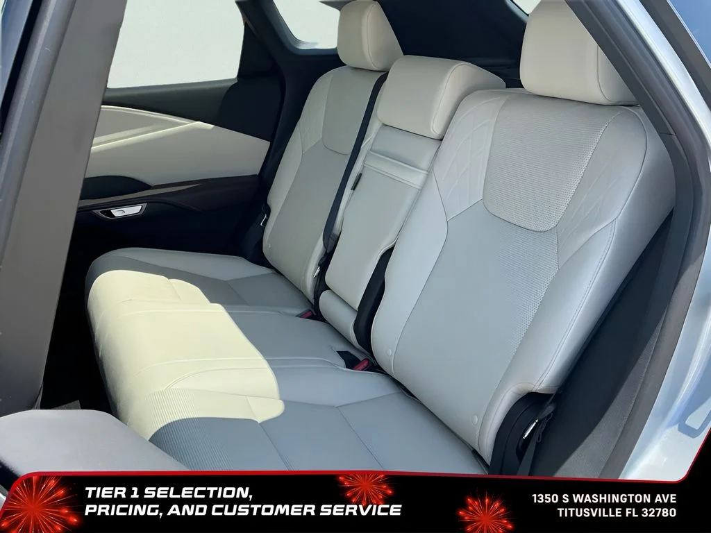 Used 2025 Silver Lexus 350h Premium Plus image 23