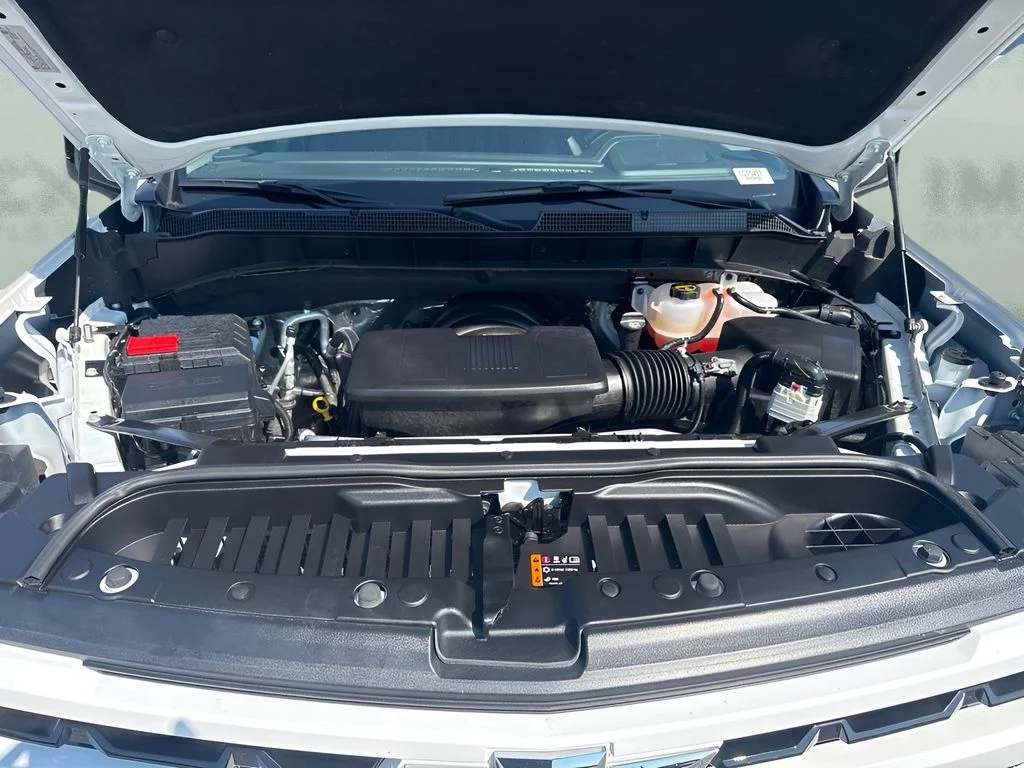 Used 2026 White Chevrolet RST image 30