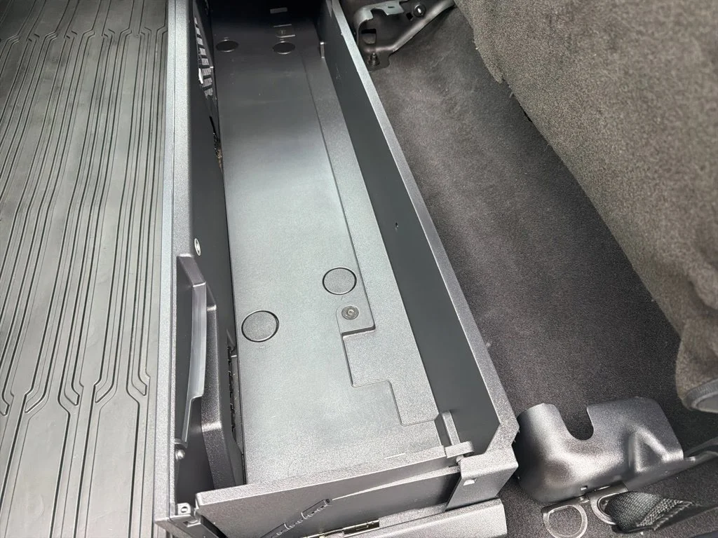 Used 2023 Carbonized Gray Metallic Ford XLT image 13