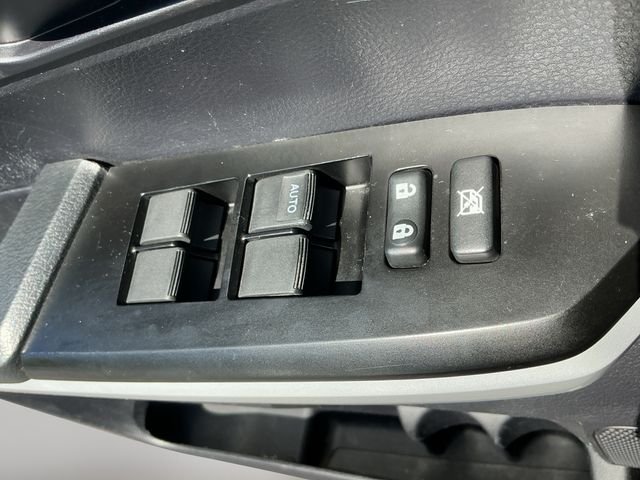 Used 2020 Black Toyota SR5 image 12